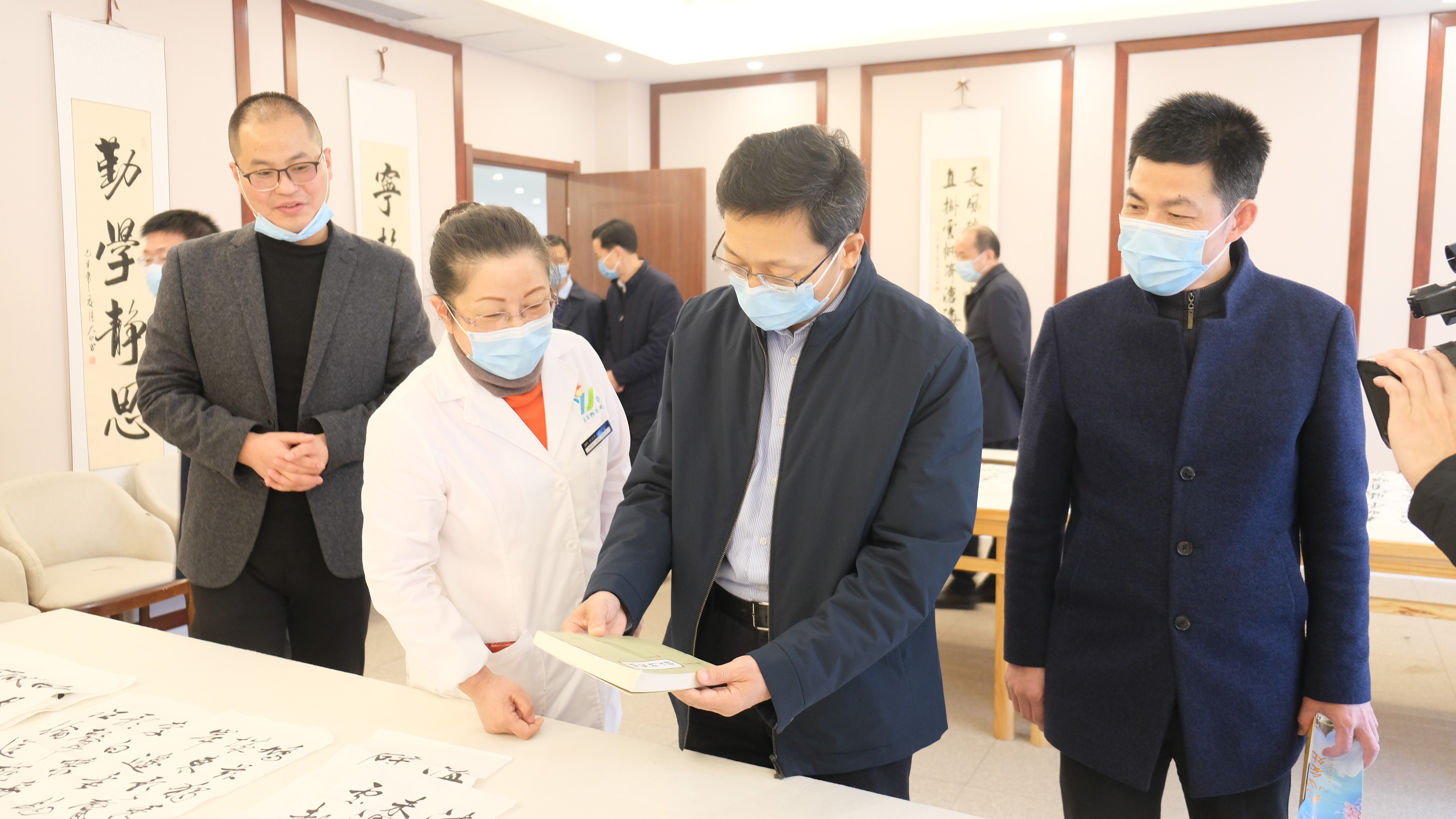 鸿运国际