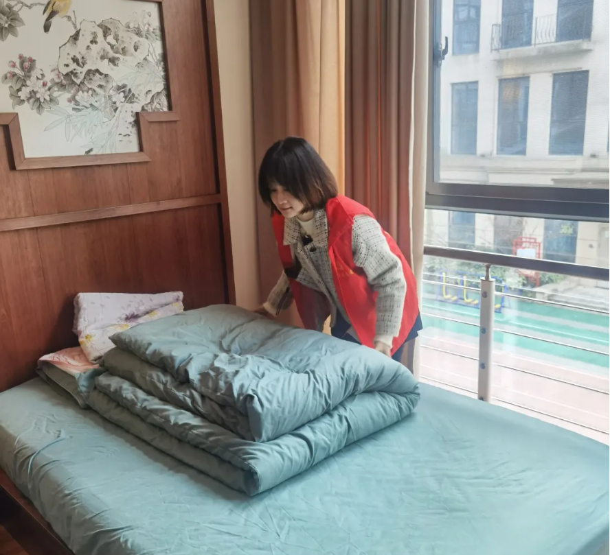 鸿运国际
