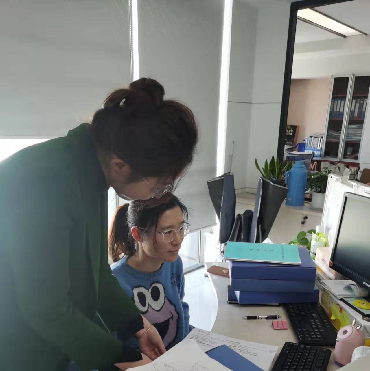 鸿运国际