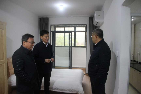鸿运国际