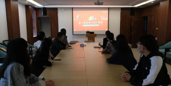 鸿运国际