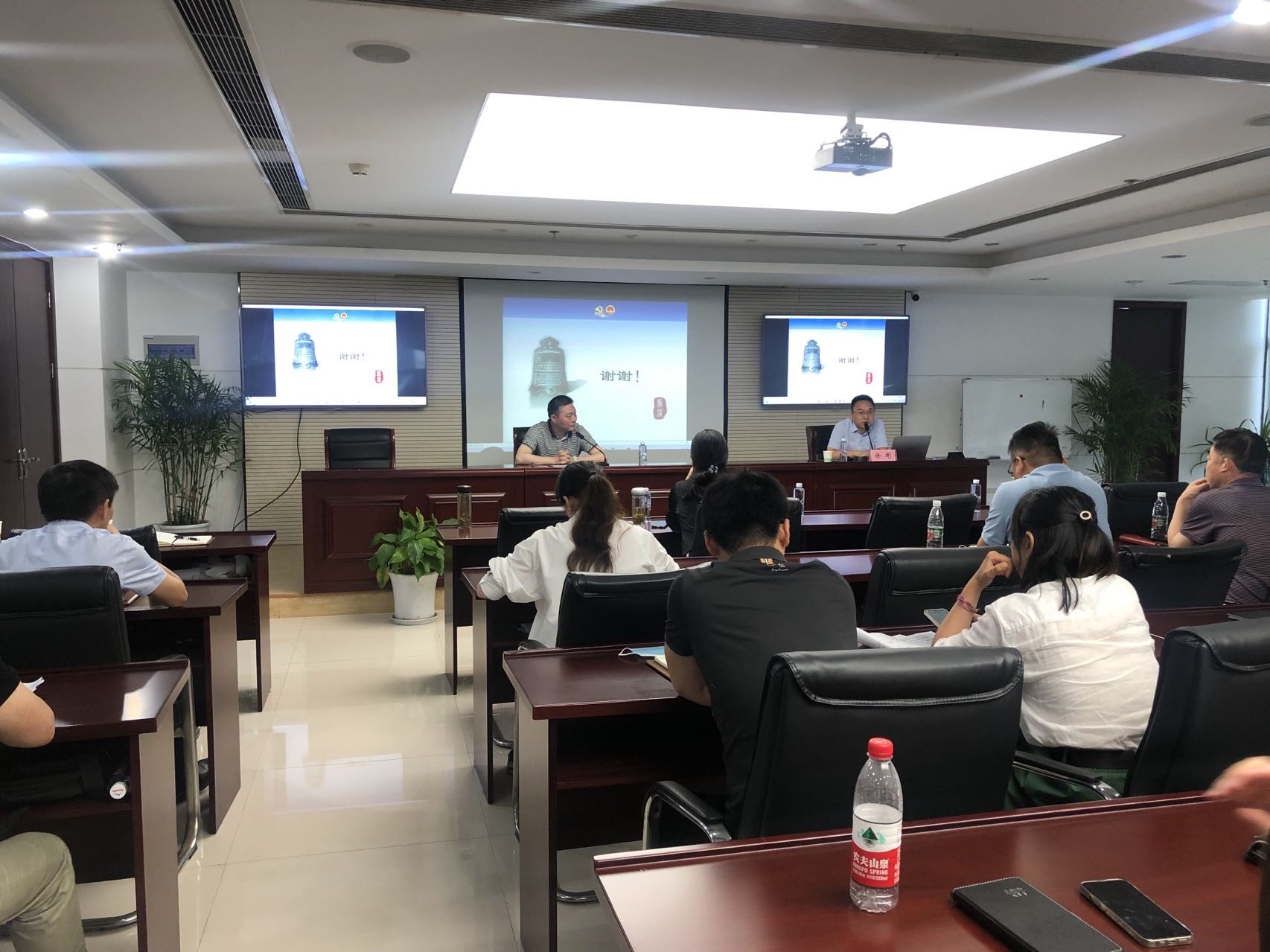 鸿运国际
