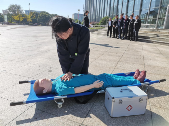 鸿运国际