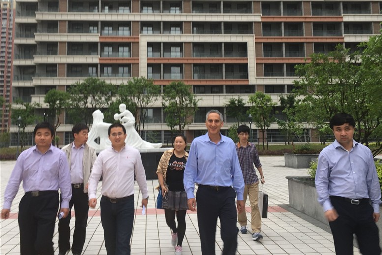 鸿运国际