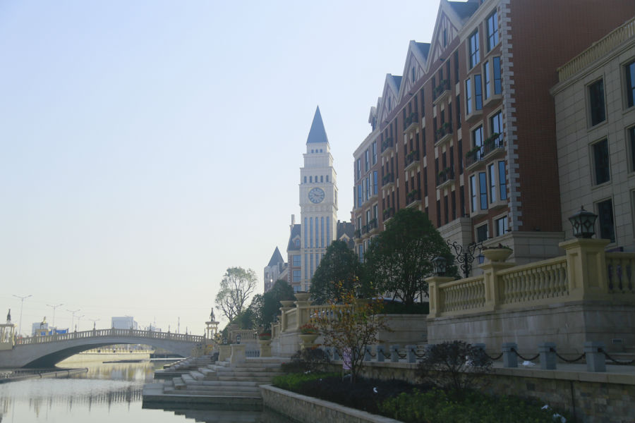 鸿运国际
