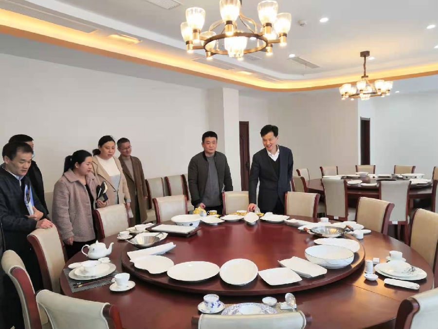 鸿运国际